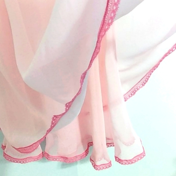 LORD & TAYLOR PINK LACE FLUTTER CHEMISE SIZE SMALL - Picture 10 of 10